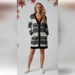 Vfish  Button Front Dress Size Medium Black and Cream